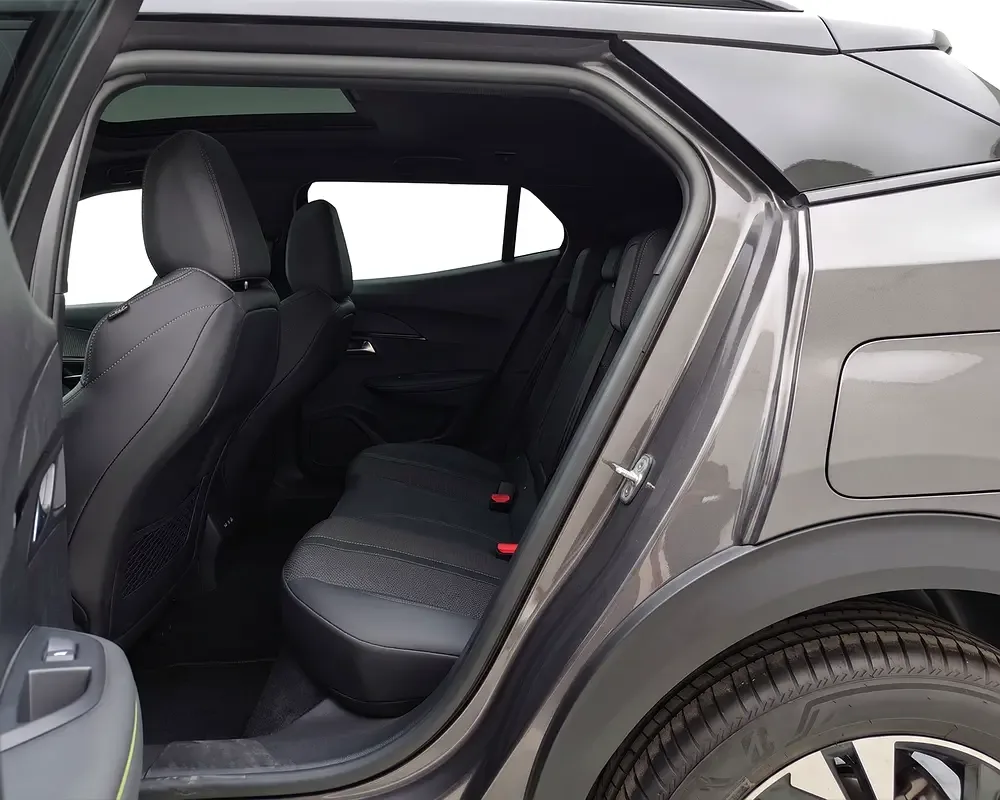 Peugeot 2008 1.2 AT (130 hp) - 14