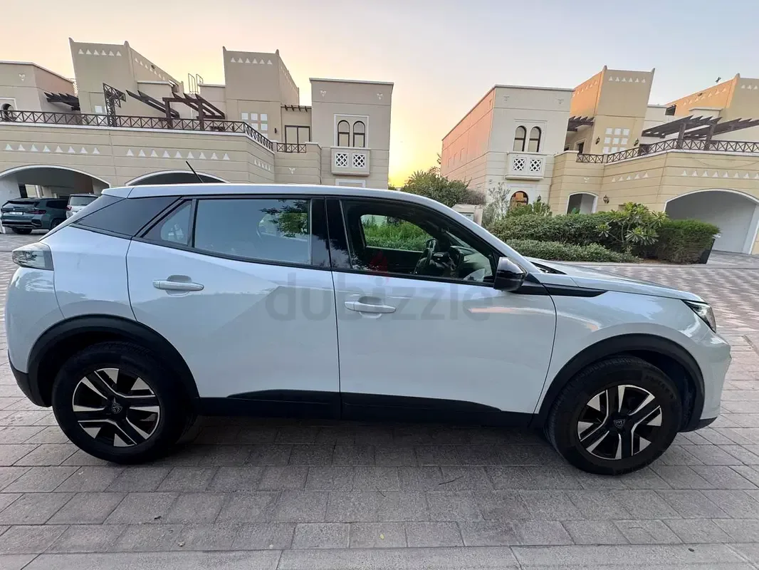 Peugeot 2008 1.2 AT (130 حصان) - 6