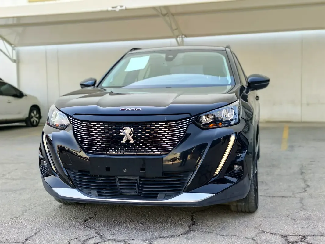 Peugeot 2008 1.2 AT (150 hp)