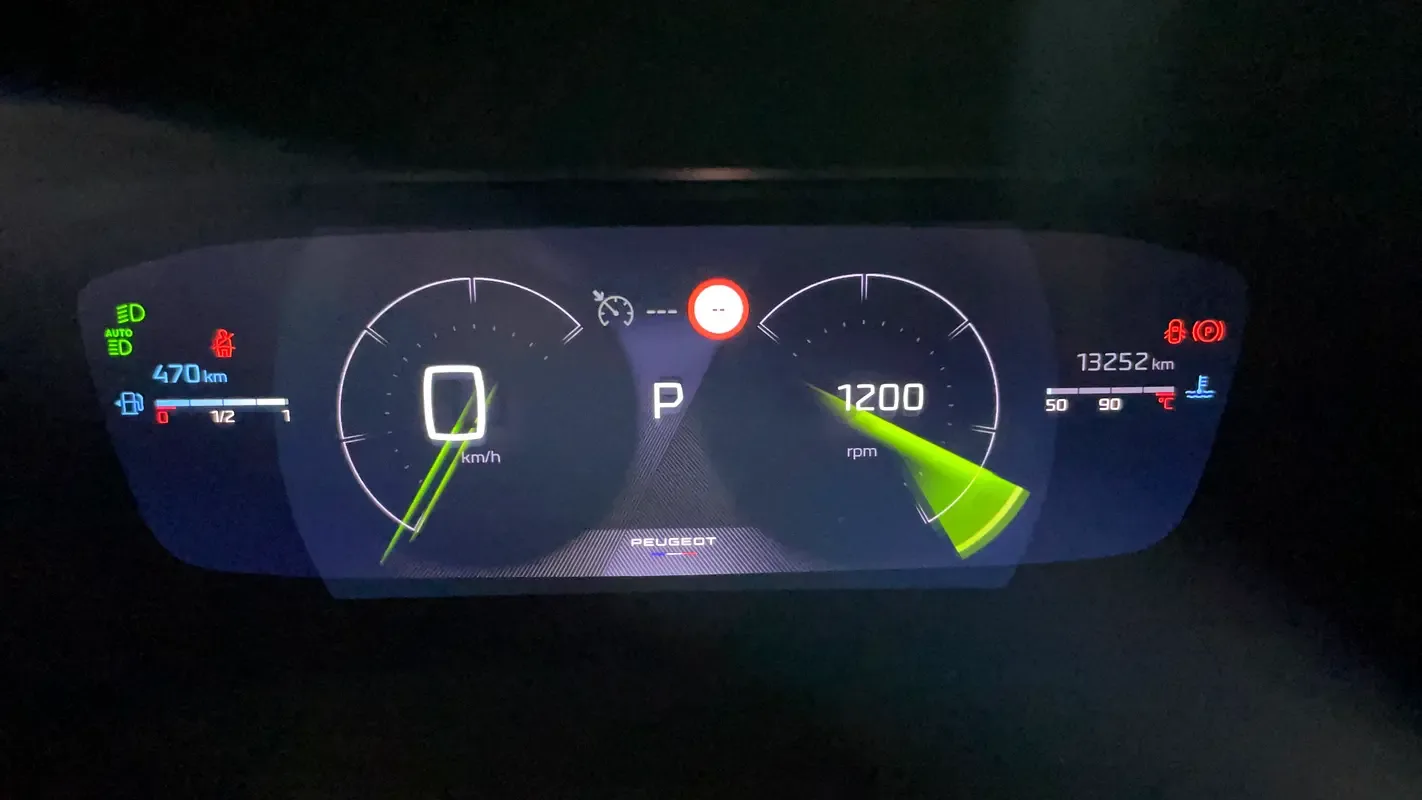 Peugeot 208 1.2 AT (100 hp) - 9