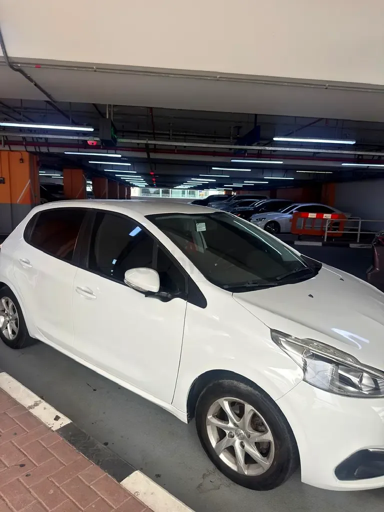 Peugeot 208 1.2 AT (110 hp) - 3