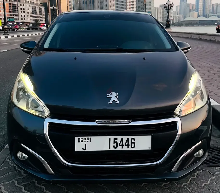 Peugeot 208 1.2 AT (110 حصان) - 4