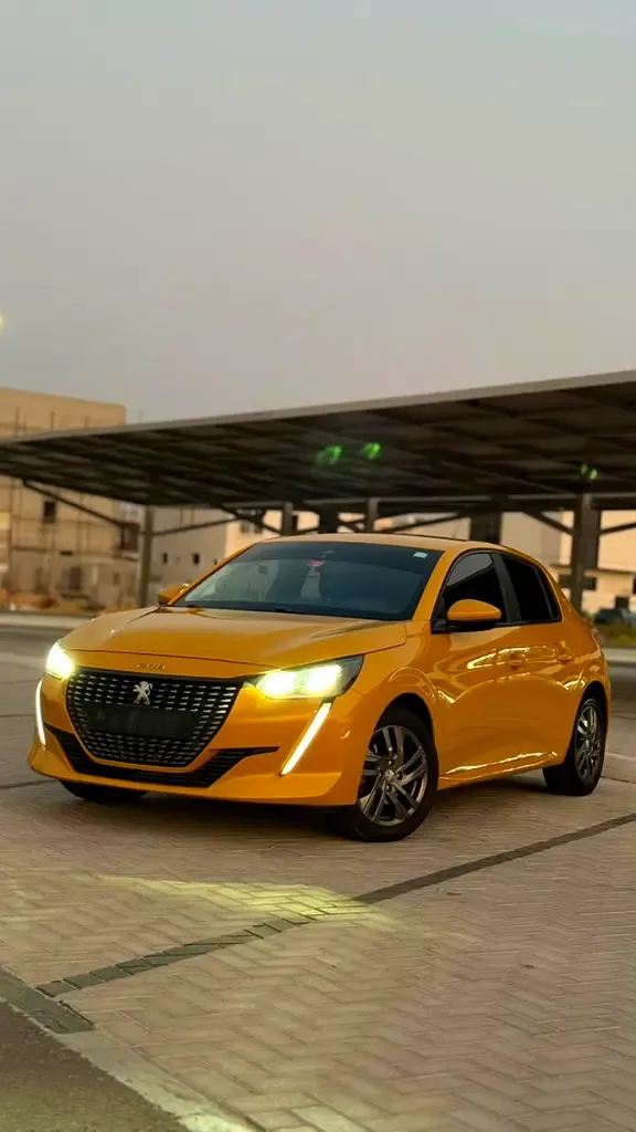 Peugeot 208 1.2 AT (130 hp)