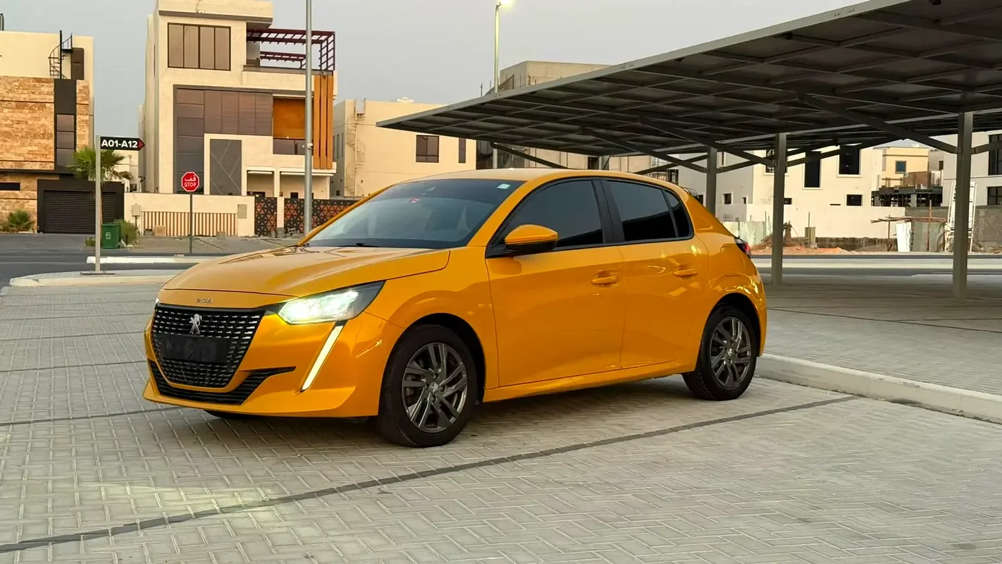 Peugeot 208 1.2 AT (130 حصان) - 7