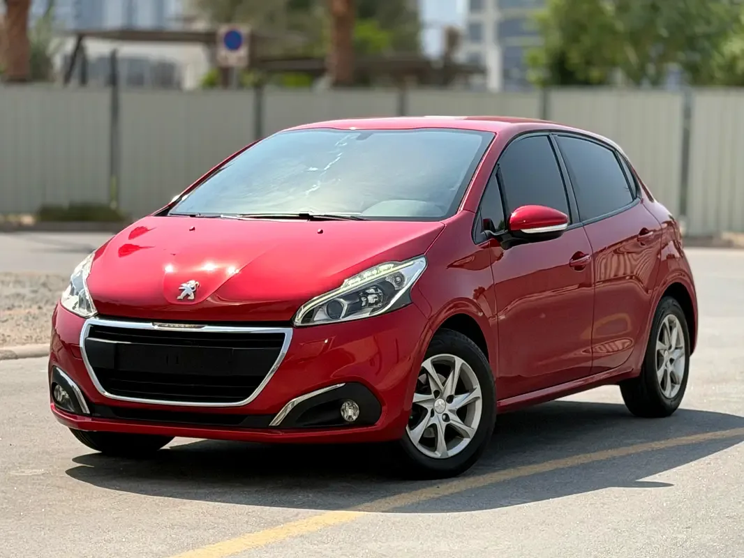 Peugeot 208 1.2 AT (130 hp)
