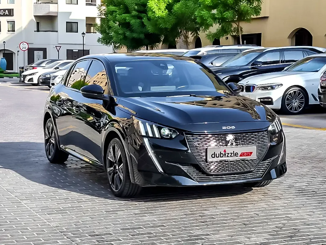 Peugeot 208 1.2 AT (136 hp)