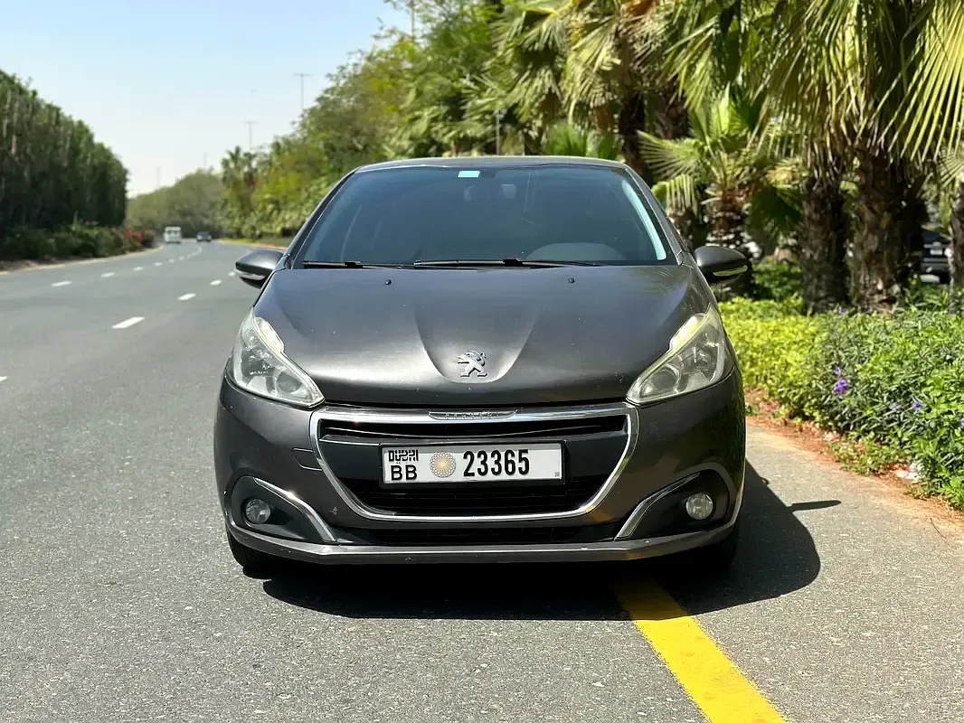 Peugeot 208 1.6 MT (165 حصان) - 4