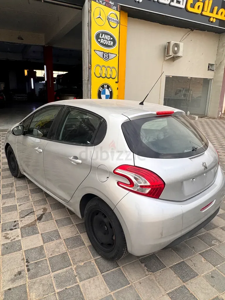 Peugeot 208 1.6 VTi AT (120 hp) - 5