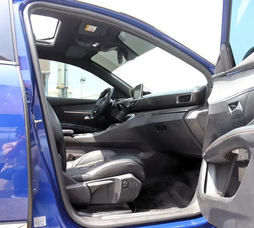 Peugeot 3008 1.6 AT (150 حصان) - 8