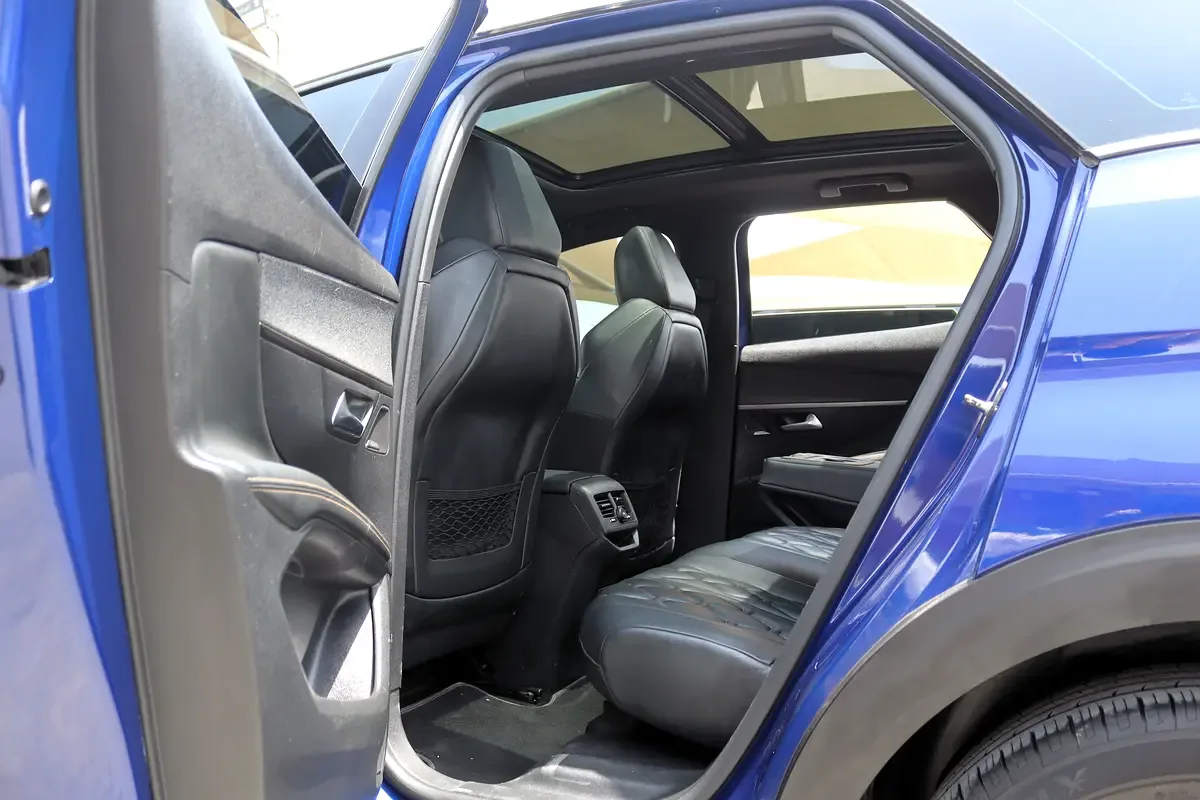 Peugeot 3008 1.6 AT (150 حصان) - 10