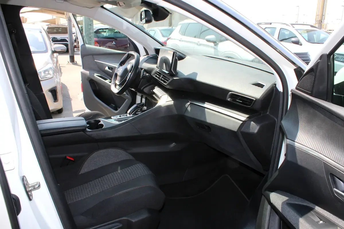 Peugeot 3008 1.6 AT (150 hp) - 10