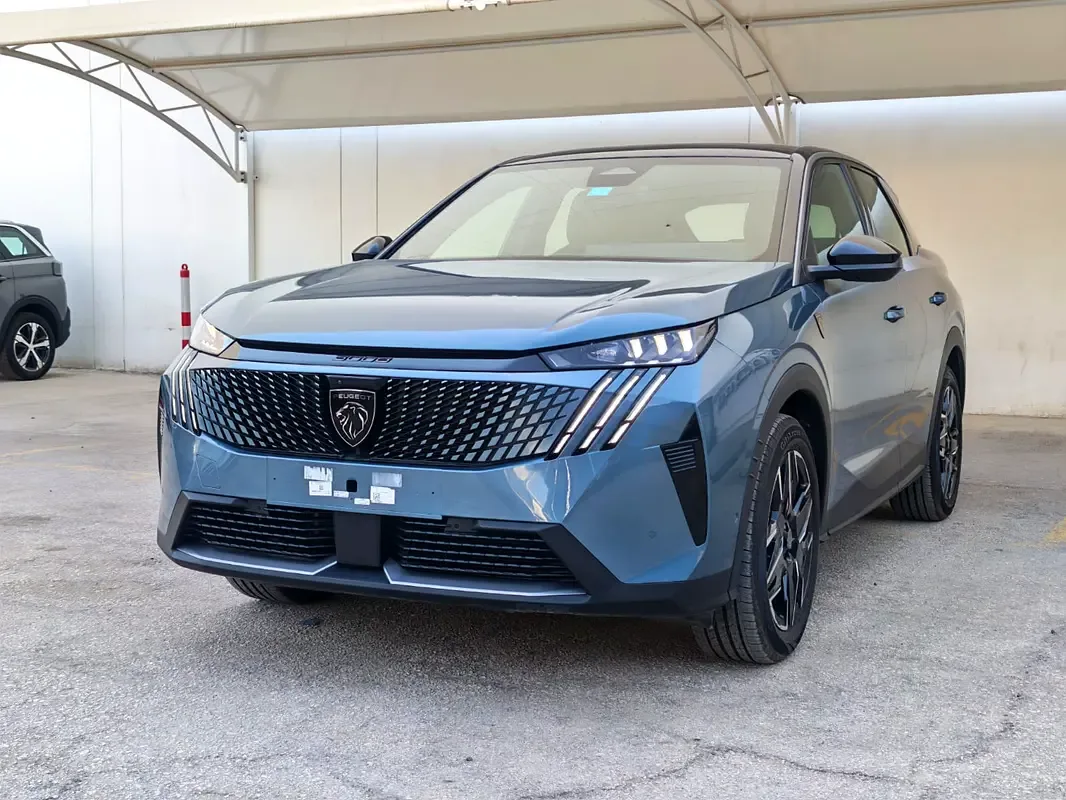 Peugeot 3008 1.6 AT (180 hp)
