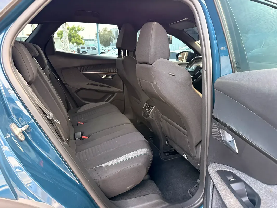 Peugeot 3008 1.6 AT (180 حصان) - 11
