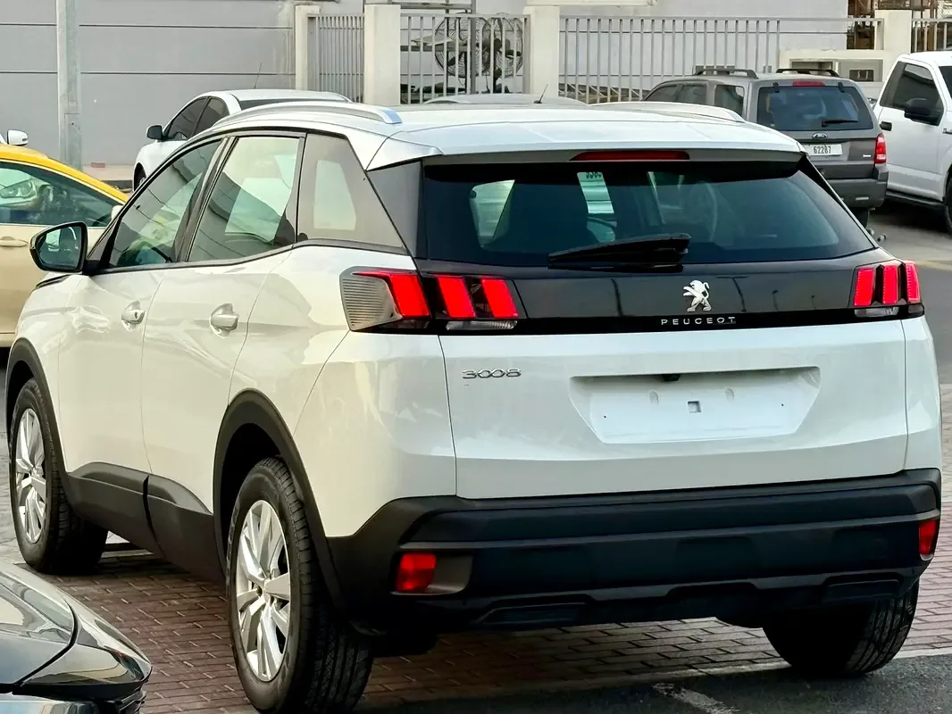 Peugeot 3008 1.6 AT (180 حصان) - 4