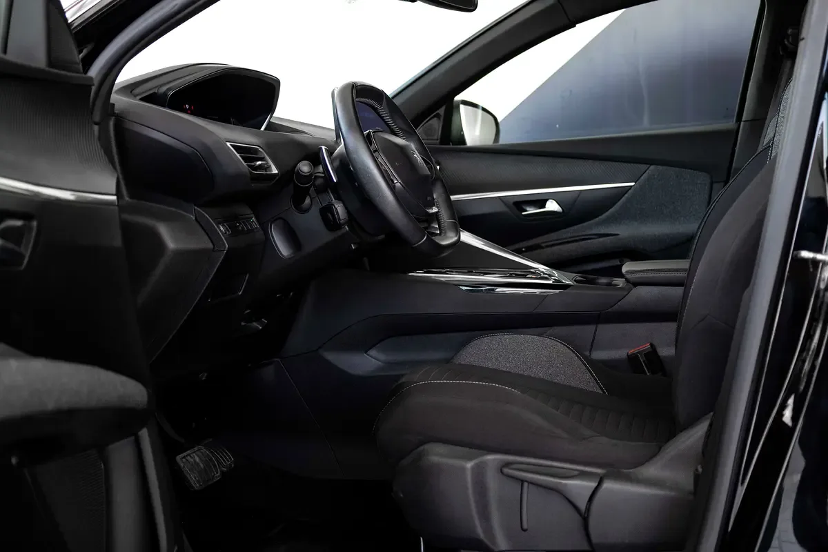 Peugeot 3008 1.6 AT (180 حصان) - 8