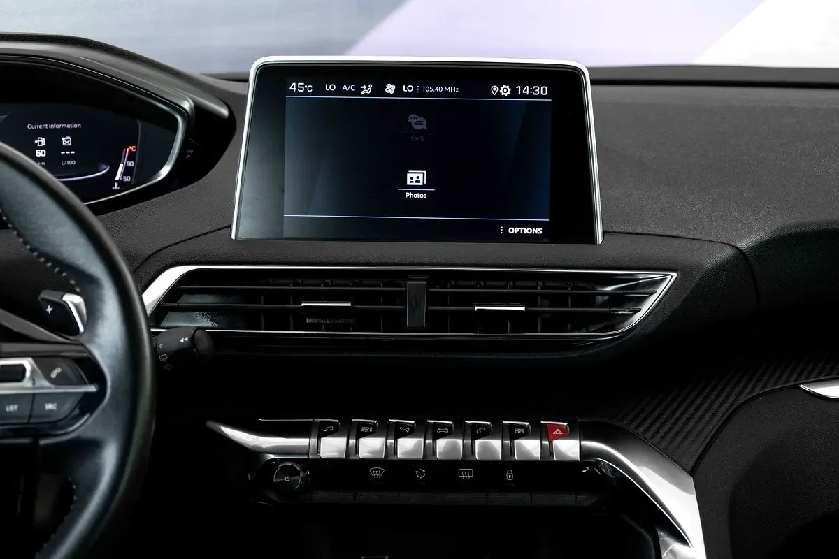 Peugeot 3008 1.6 AT (180 حصان) - 14