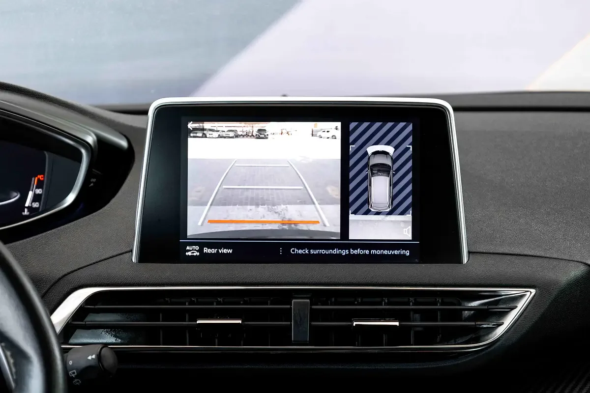 Peugeot 3008 1.6 AT (180 حصان) - 16