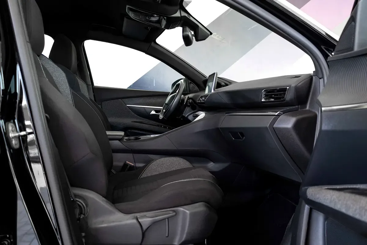 Peugeot 3008 1.6 AT (180 حصان) - 20