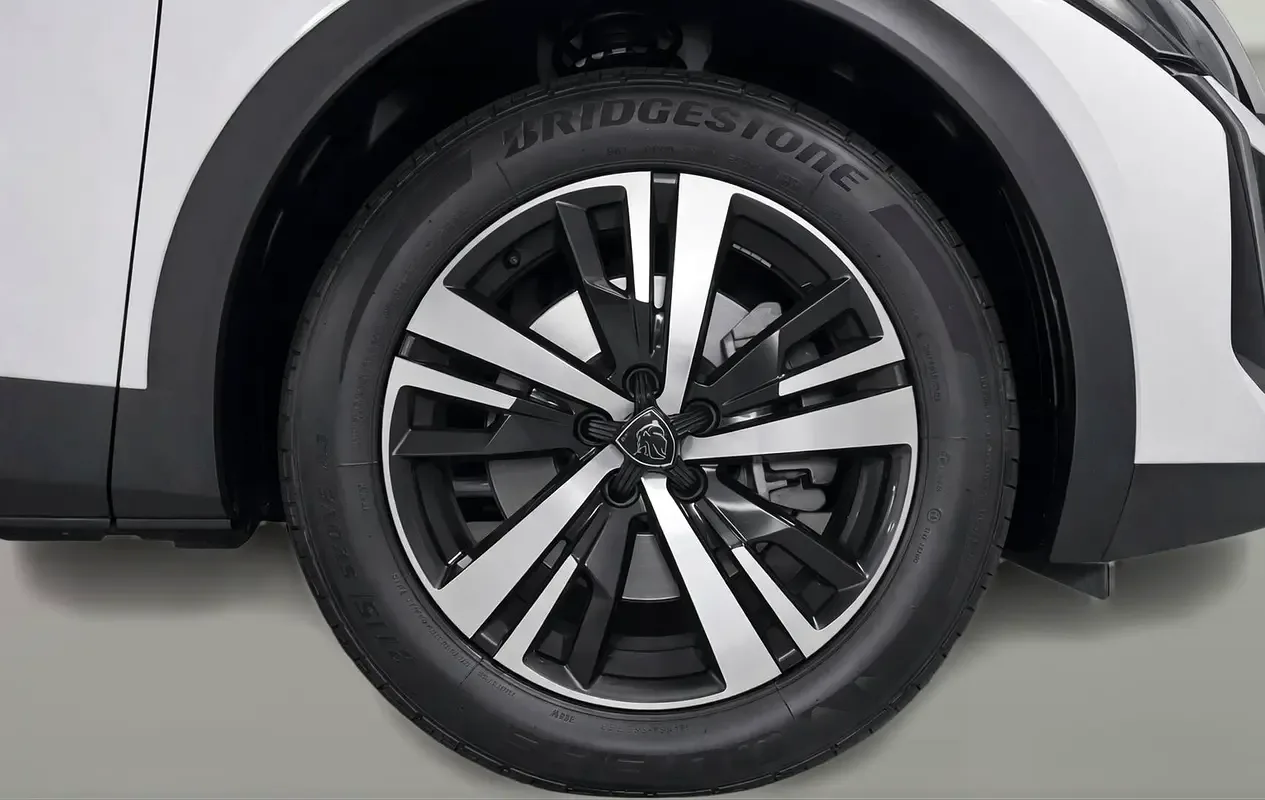 Peugeot 408 1.6 AT (170 hp) - 12