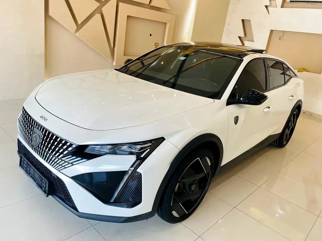 Peugeot 408 1.6 AT (175 حصان) - 9