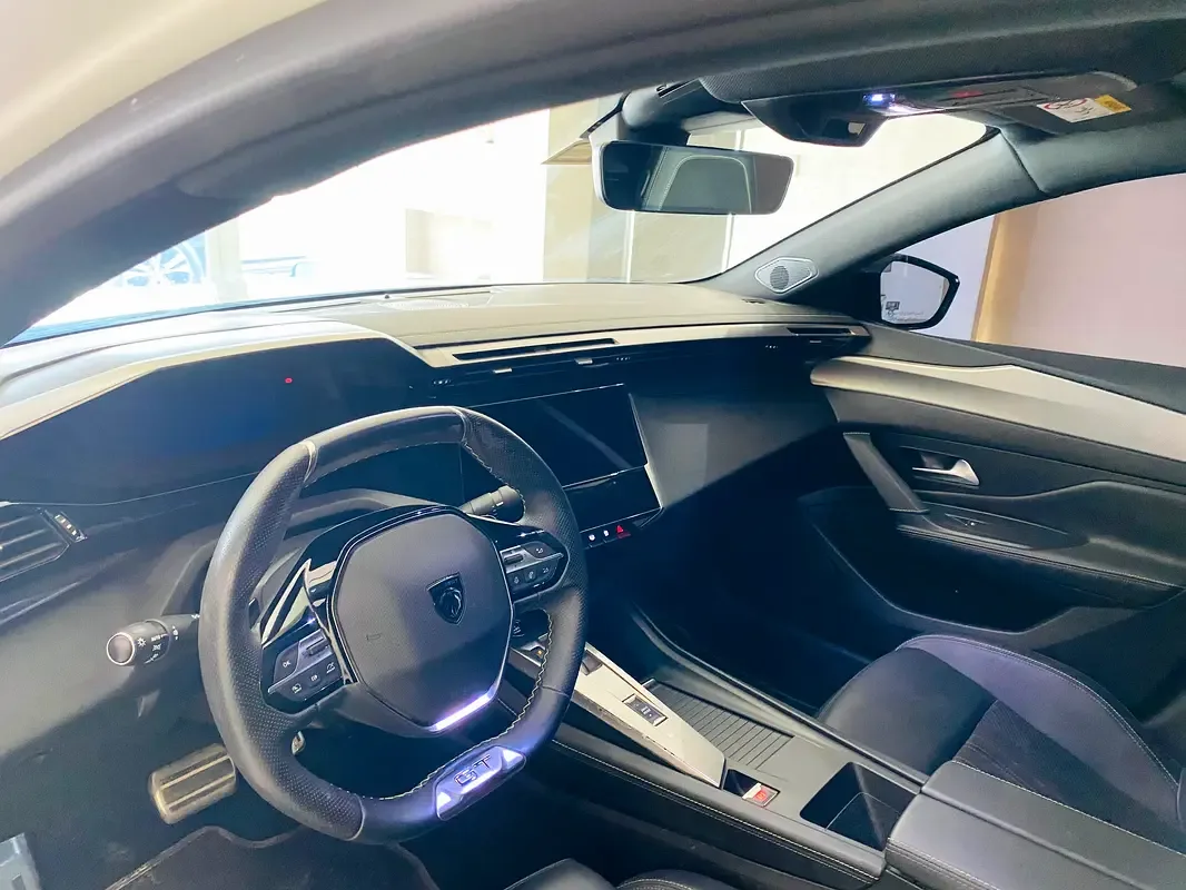 Peugeot 408 1.6 AT (175 حصان) - 15