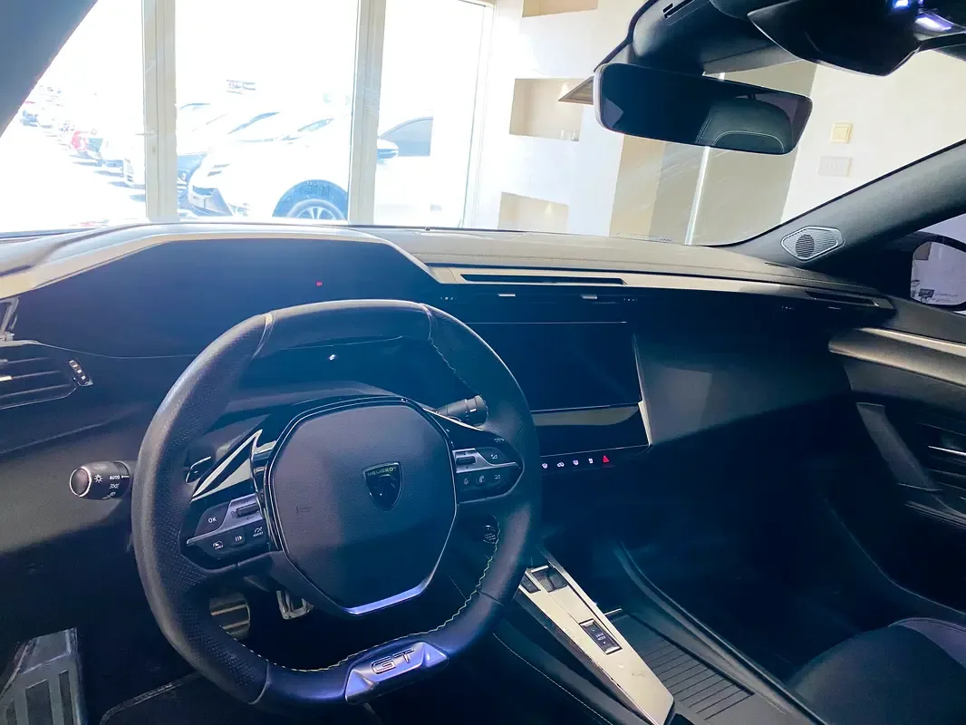 Peugeot 408 1.6 AT (175 حصان) - 18