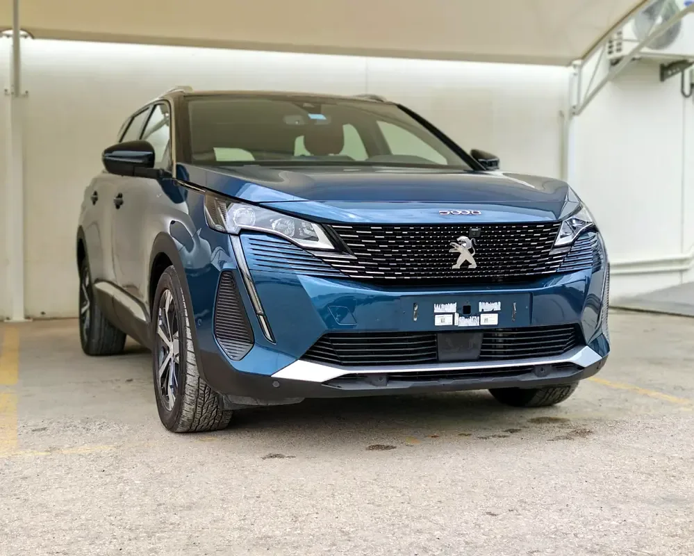Peugeot 5008 1.6 AT (150 hp)