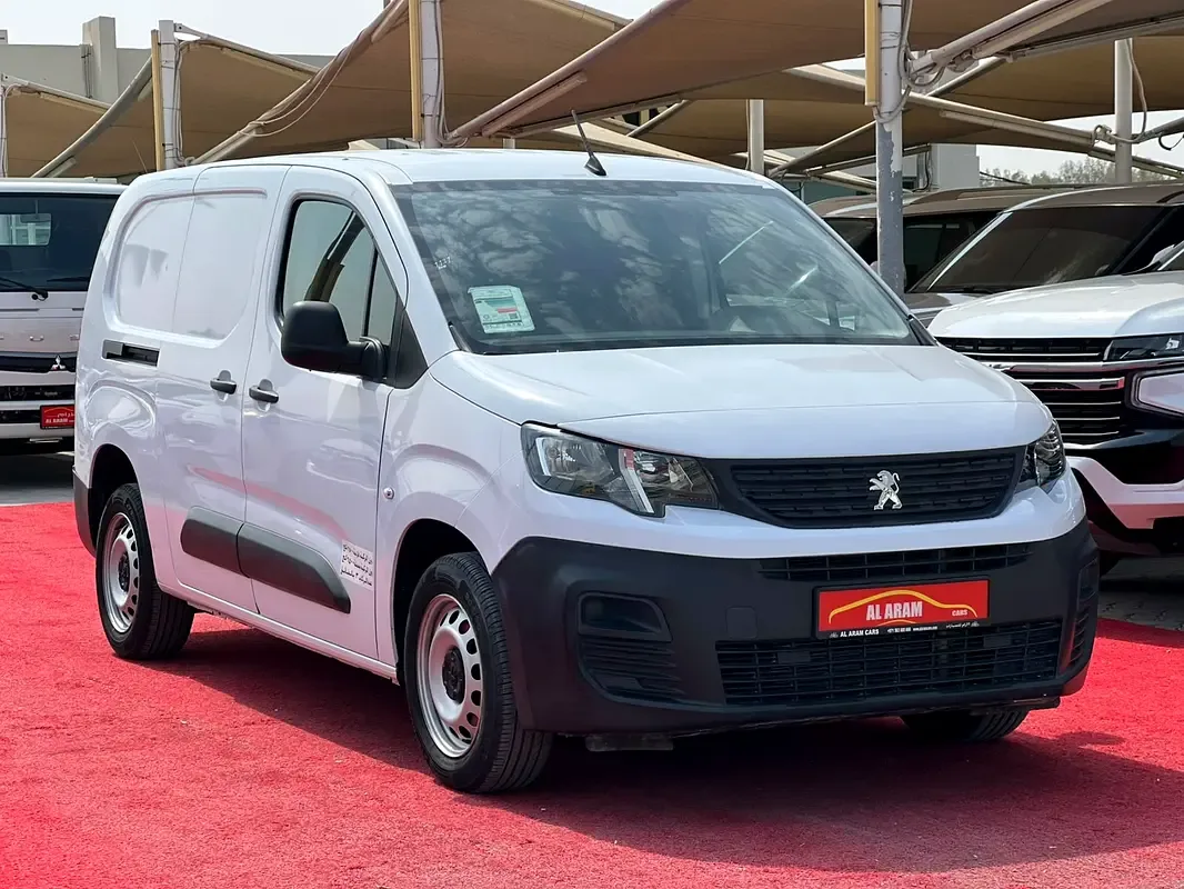 Peugeot Partner 1.5 MT (102 hp)