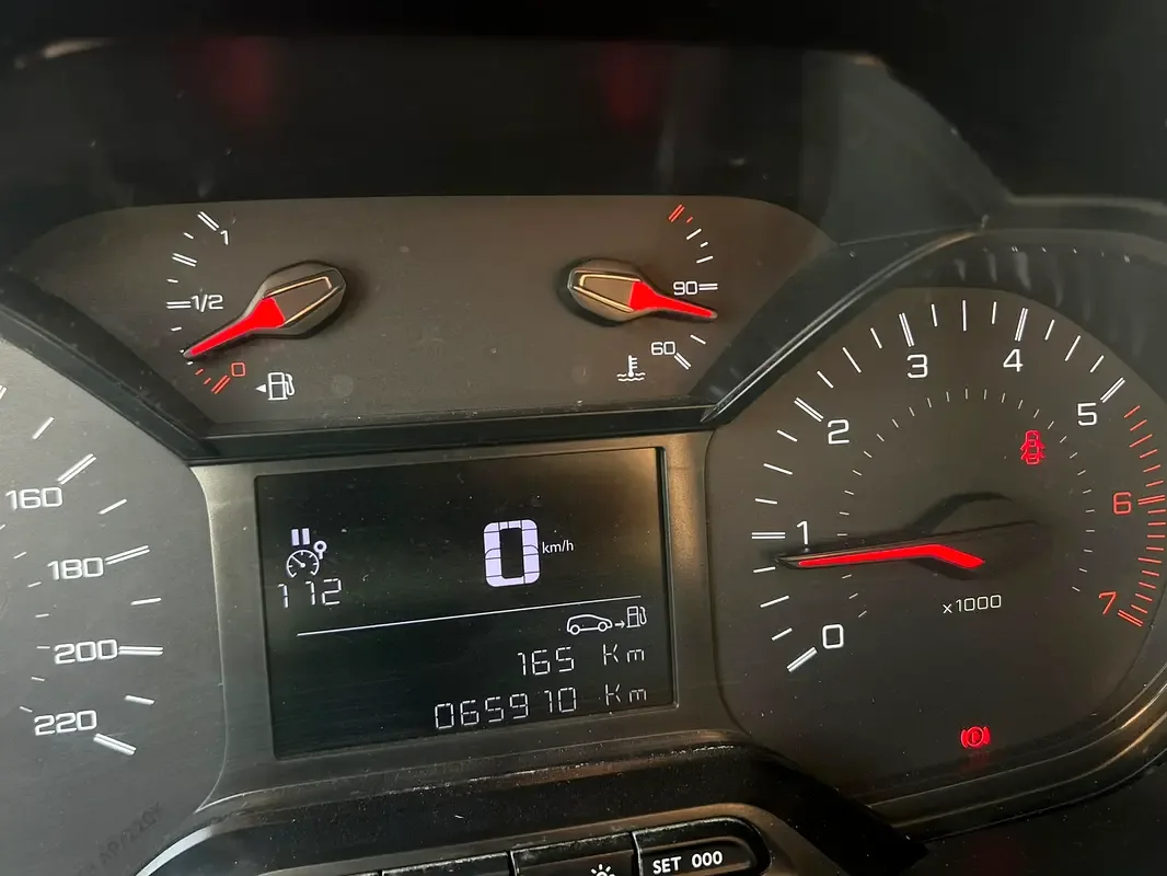 Peugeot Partner 1.5 MT (102 حصان) - 18
