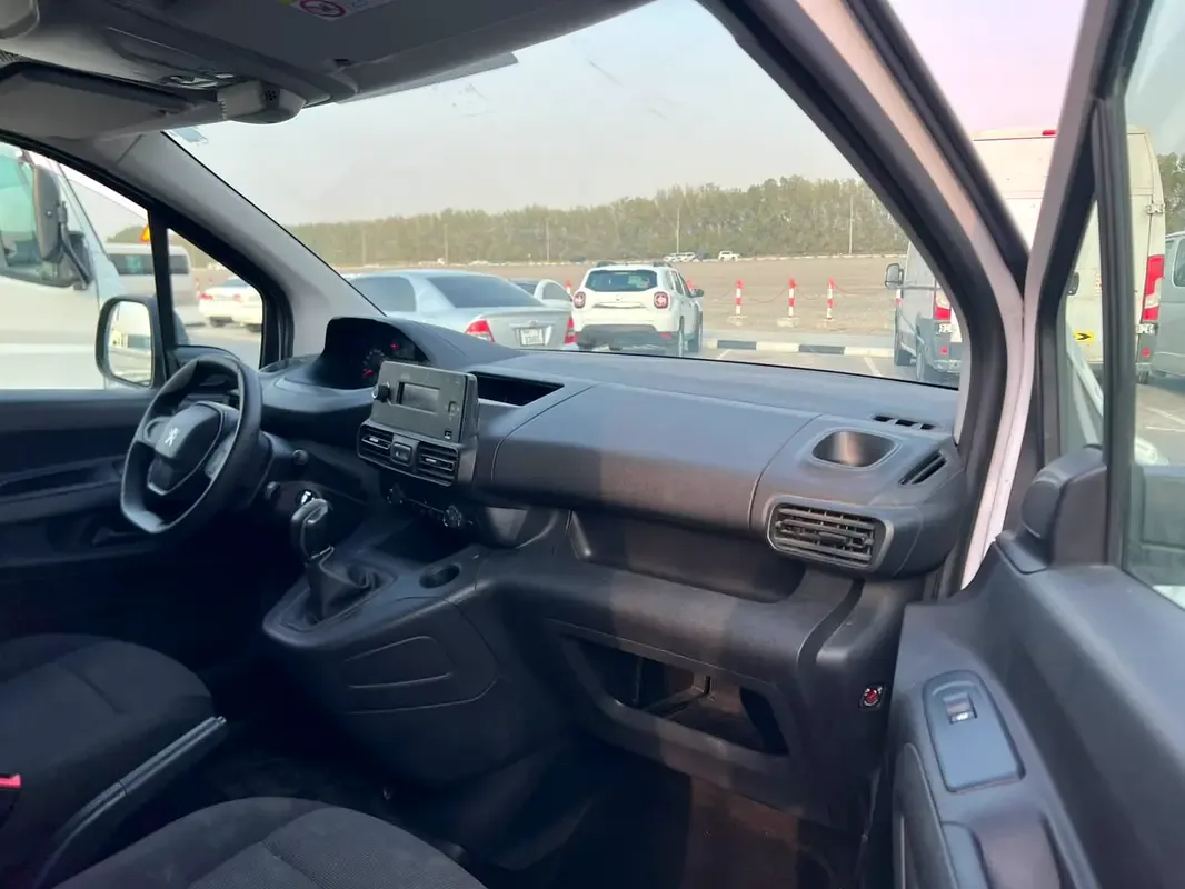 Peugeot Partner 1.5 MT (102 hp) - 6