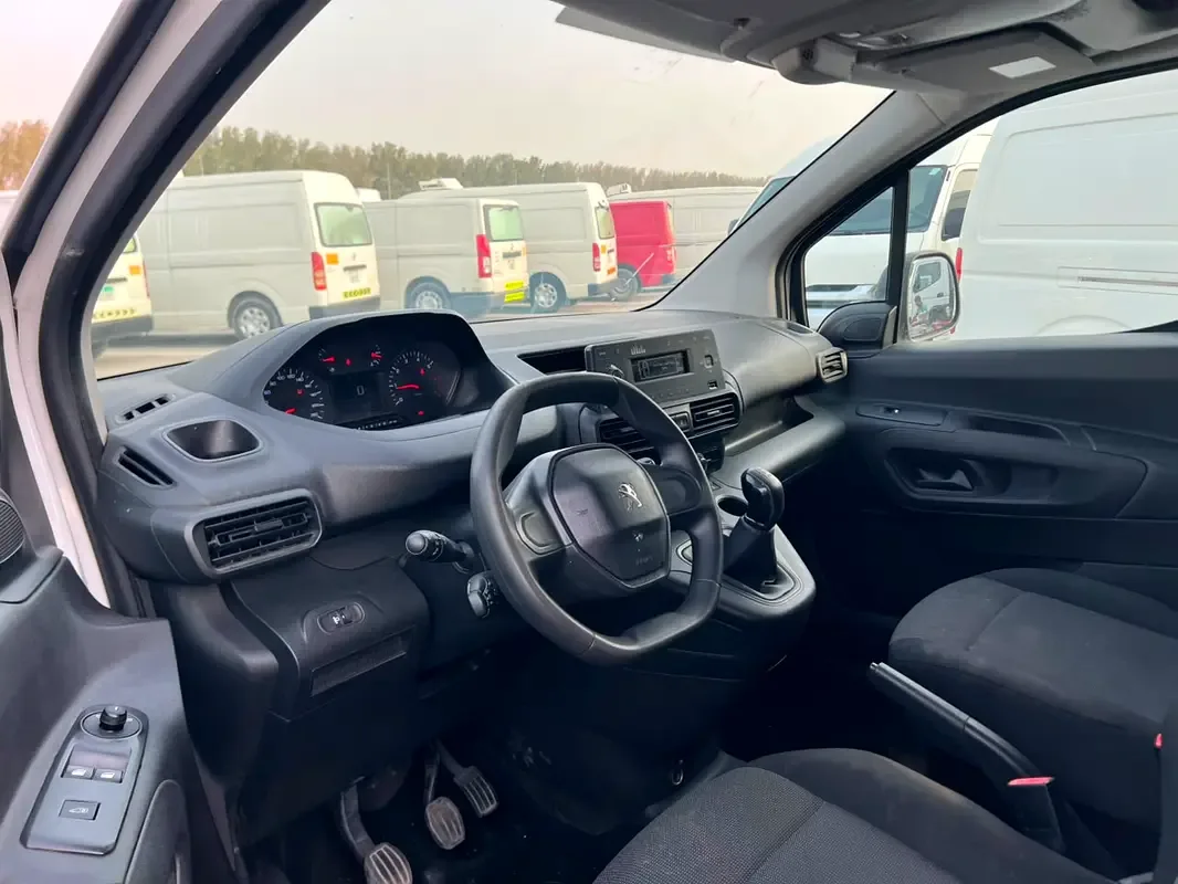 Peugeot Partner 1.5 MT (102 hp) - 7