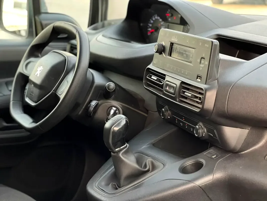 Peugeot Partner 1.5 MT (102 hp) - 9