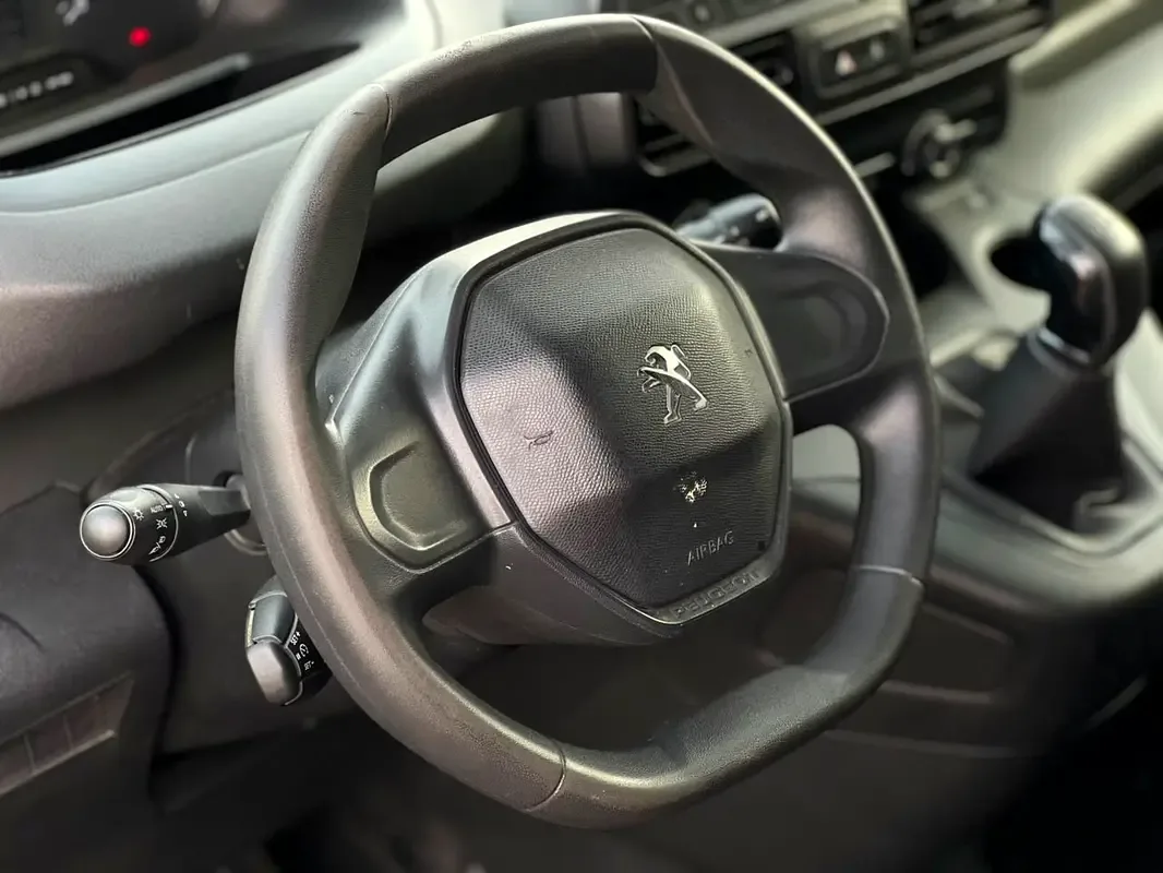 Peugeot Partner 1.5 MT (102 hp) - 10