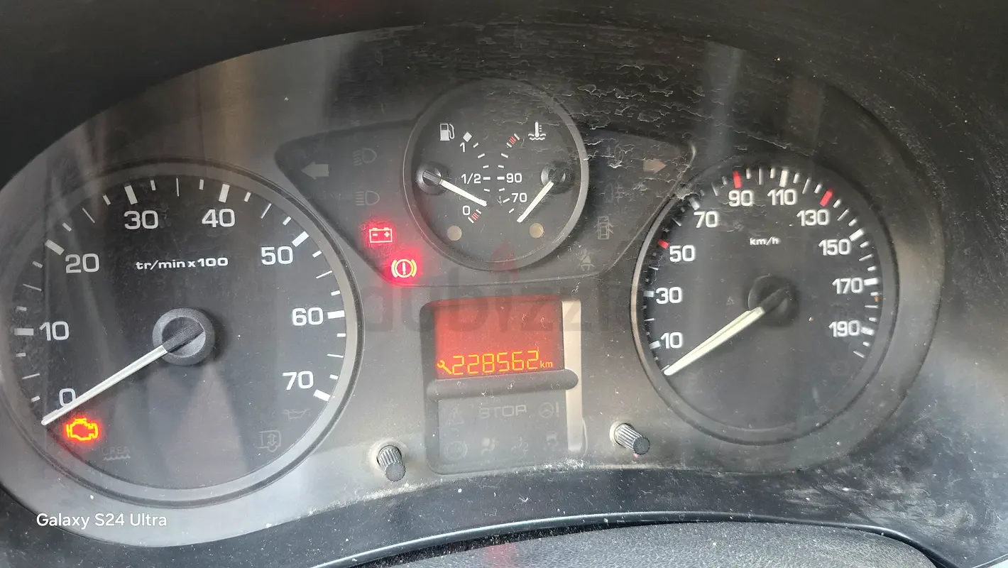 Peugeot Partner 1.6 MT L2 (110 hp) - 8