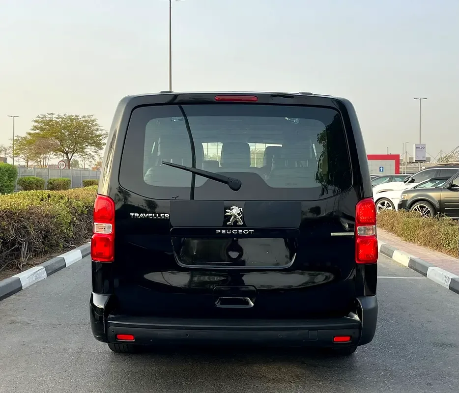 Peugeot Traveller 2.0 AT (177 حصان) - 6