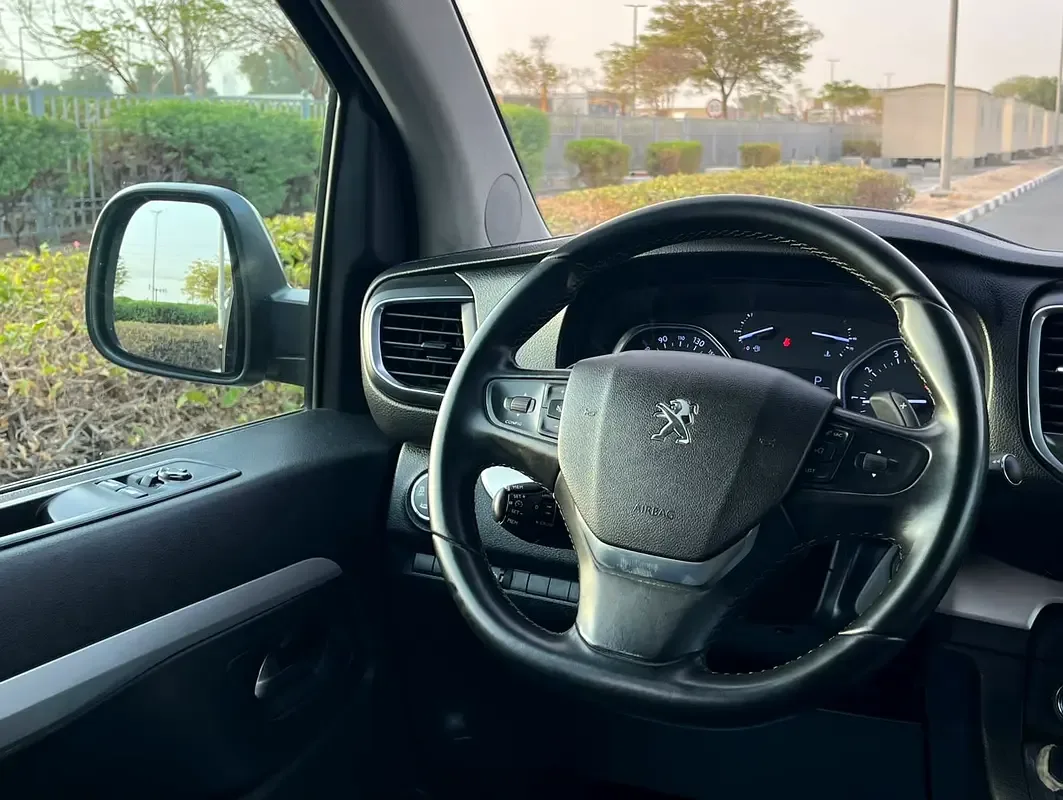 Peugeot Traveller 2.0 AT (177 حصان) - 9