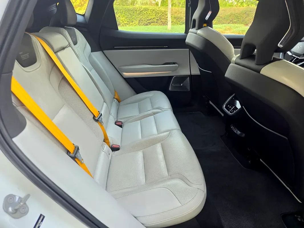 Polestar 3 AT 4WD (490 hp) - 15