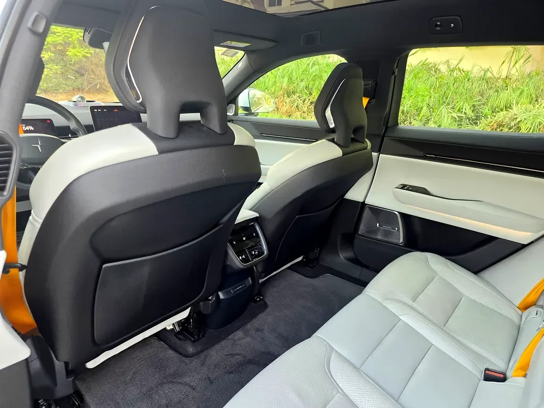 Polestar 3 AT 4WD (490 hp) - 17