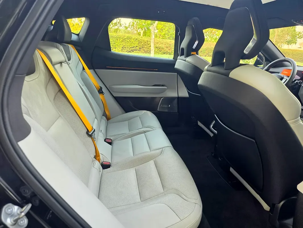 Polestar 3 AT 4WD (490 hp) - 14