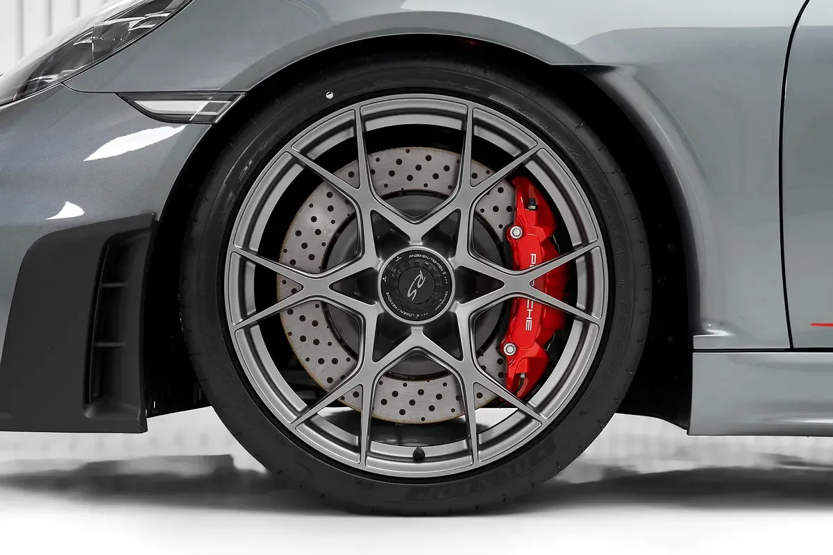 Porsche 718 Spyder 4.0 AMT RWD (500 حصان) - 13