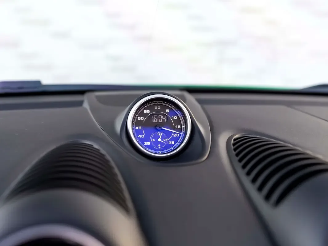 Porsche 718 Spyder 4.0 AMT RWD (500 حصان) - 17