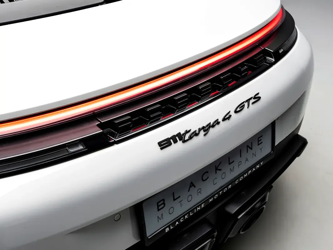 Porsche 911 3.0 AMT AWD (480 حصان) - 6