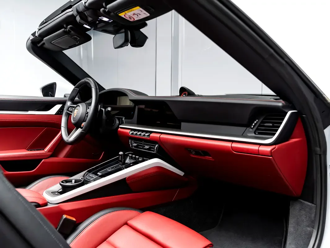 Porsche 911 3.0 AMT AWD (480 حصان) - 16