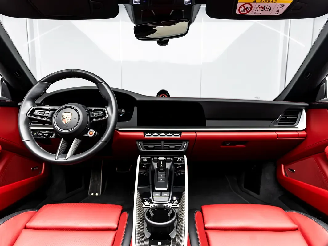 Porsche 911 3.0 AMT AWD (480 حصان) - 17