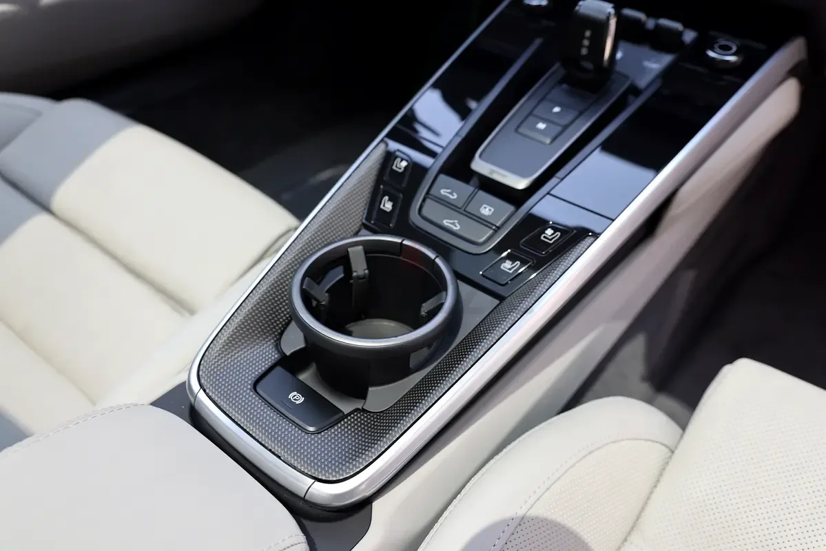 Porsche 911 3.0 AMT AWD (480 hp) - 17