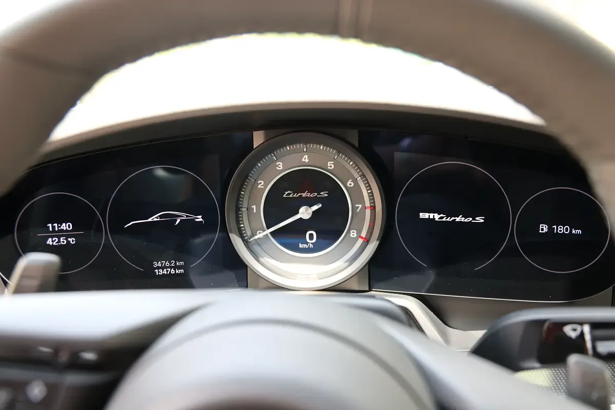 Porsche 911 3.0 AMT AWD (480 hp) - 20