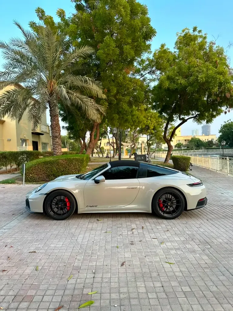 Porsche 911 3.0 AMT AWD (480 حصان) - 2
