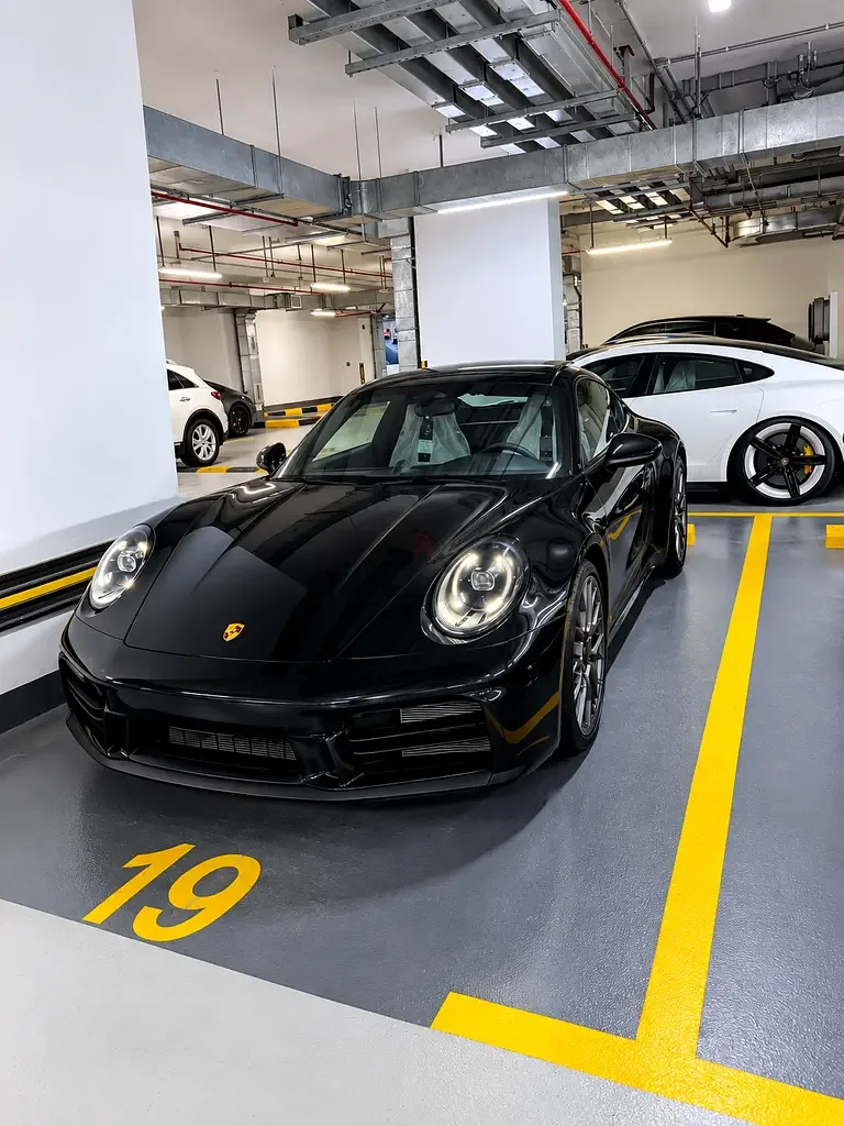 Porsche 911 3.0 AMT RWD (394 hp)