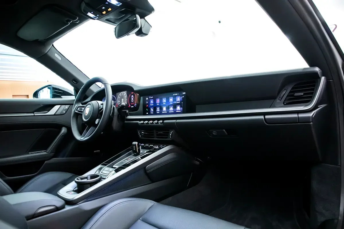 Porsche 911 3.0 AMT RWD (394 hp) - 9