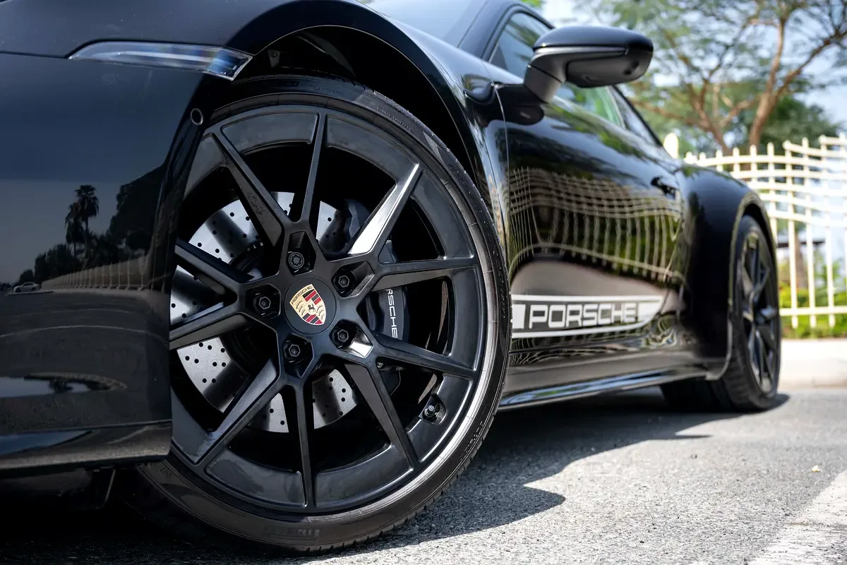 Porsche 911 3.0 AMT RWD (394 hp) - 2